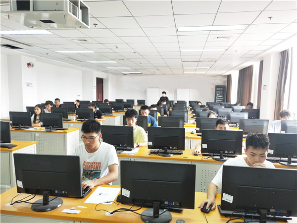 1+X Web前端開發(fā)職業(yè)技能等級證書中級考試圓滿落幕，助推計(jì)算機(jī)技術(shù)開發(fā)人才培養(yǎng)